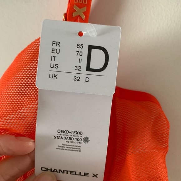 Chantelle X Red Demi Bra 32D - Picture 3 of 5
